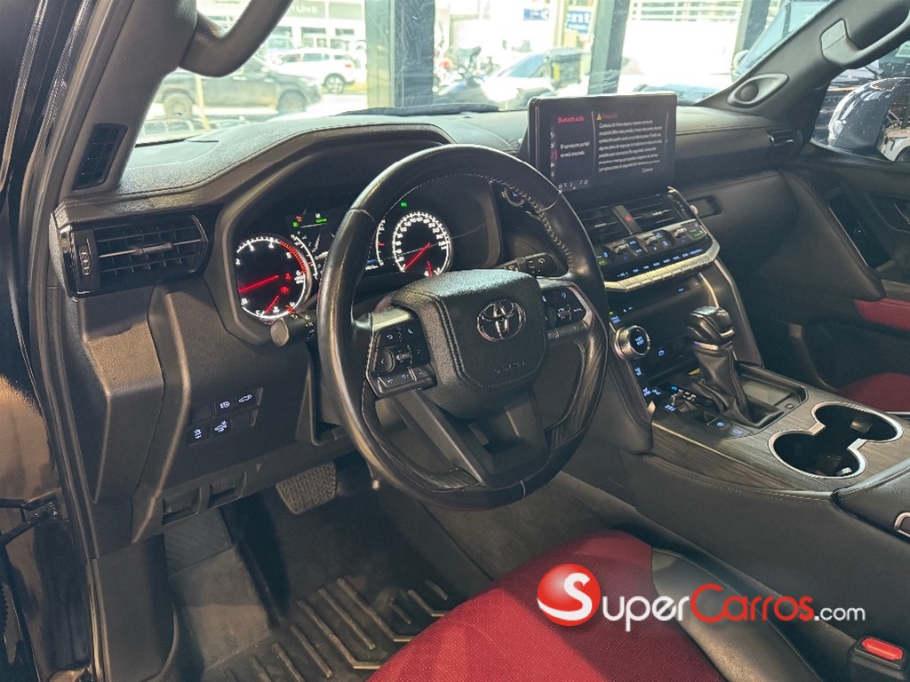2022 Toyota Land Cruiser 300 VX-R — foto 10 / 12