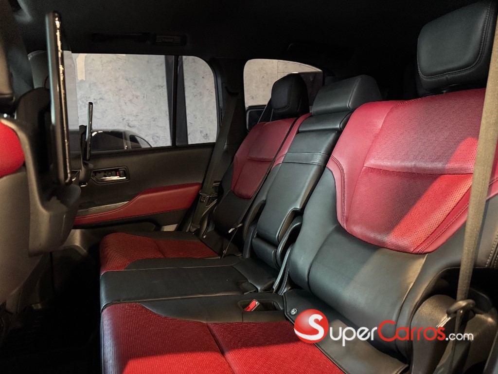 2022 Toyota Land Cruiser 300 VX-R — foto 12 / 12