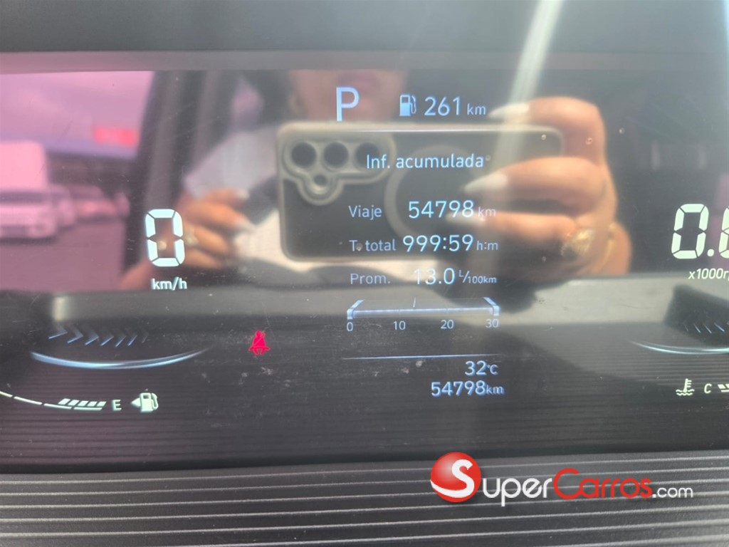 2024 Hyundai Staria — foto 6 / 12
