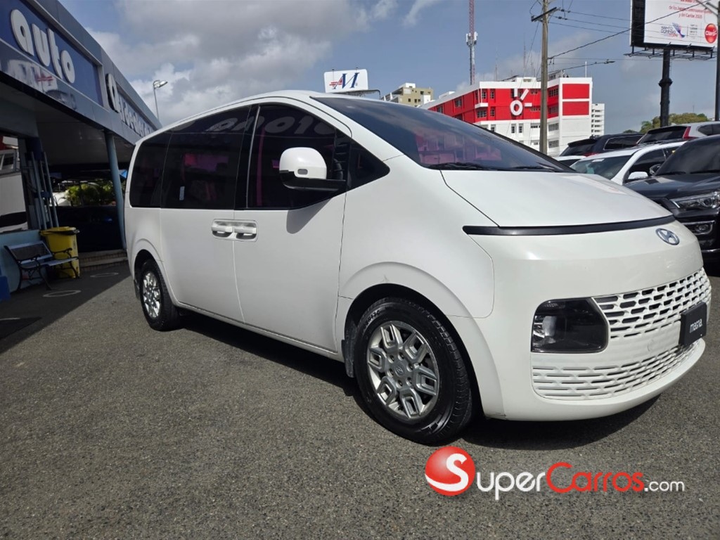 2024 Hyundai Staria — foto 8 / 12