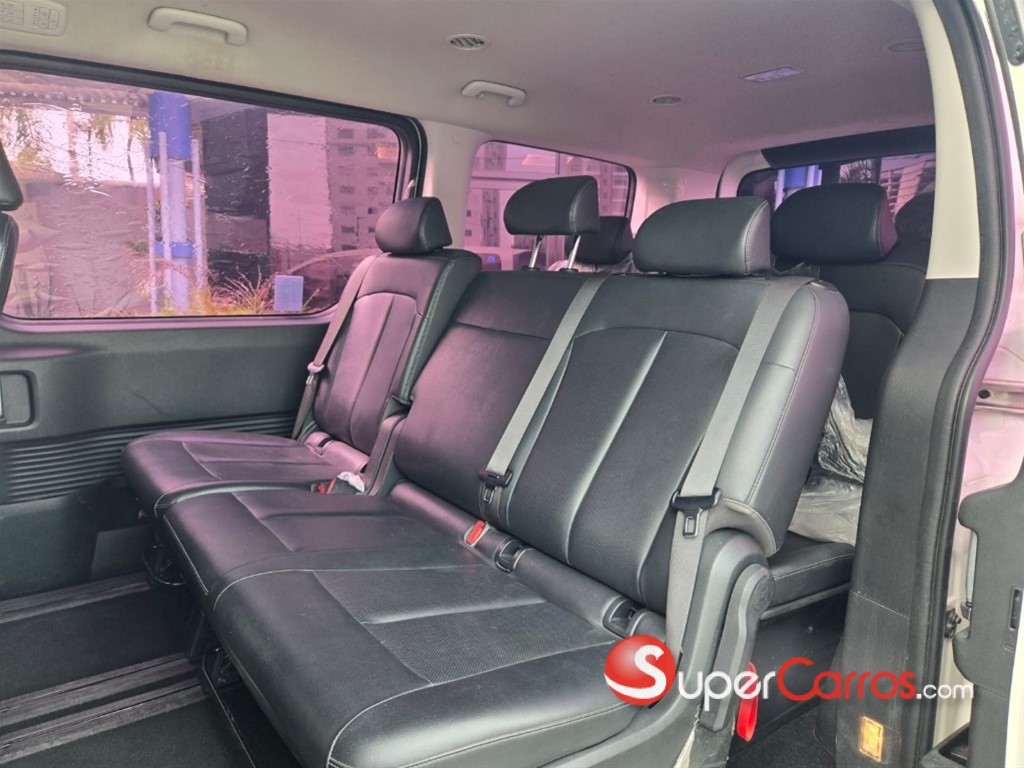 2024 Hyundai Staria — foto 11 / 12