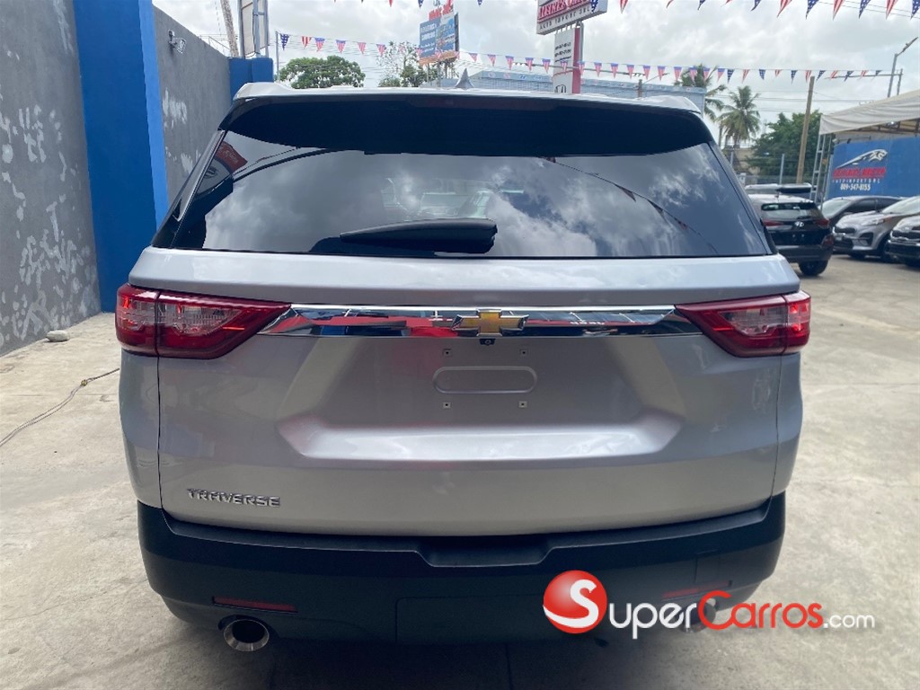 2020 Chevrolet Traverse LS — foto 4 / 11