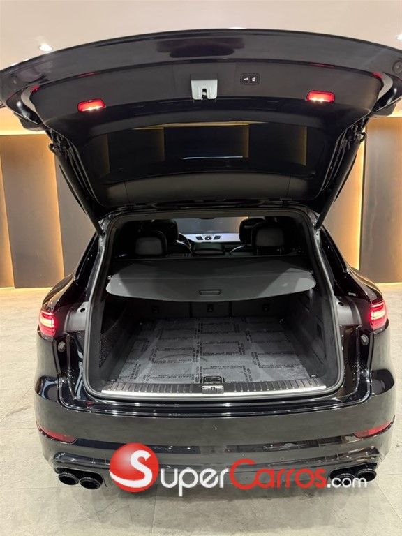 2019 Porsche Cayenne — foto 3 / 12