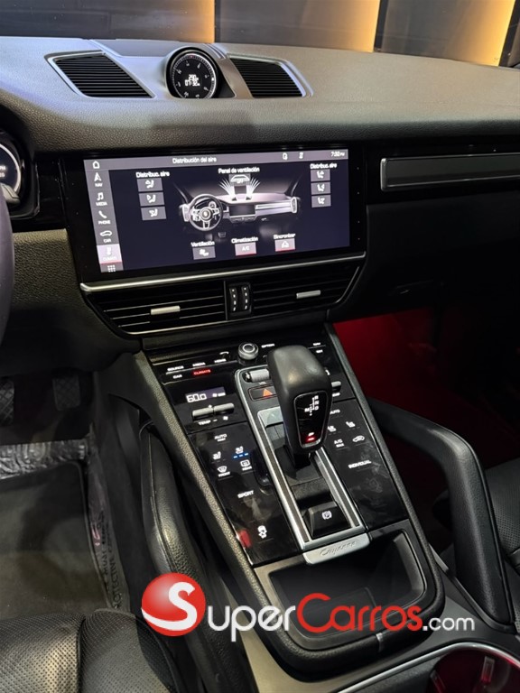 2019 Porsche Cayenne — foto 4 / 12