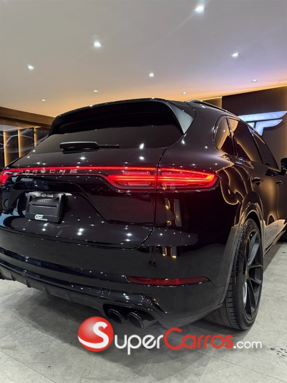 2019 Porsche Cayenne — foto 10 / 12