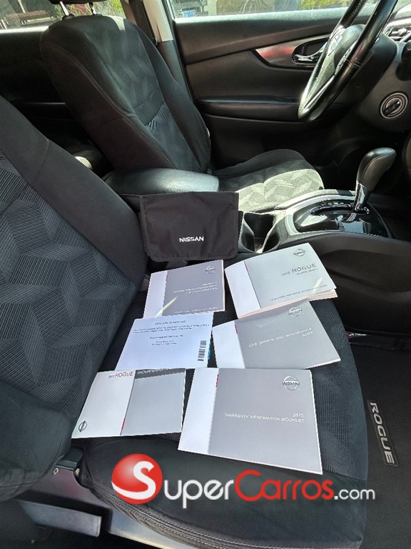 2015 Nissan Rogue — foto 7 / 9