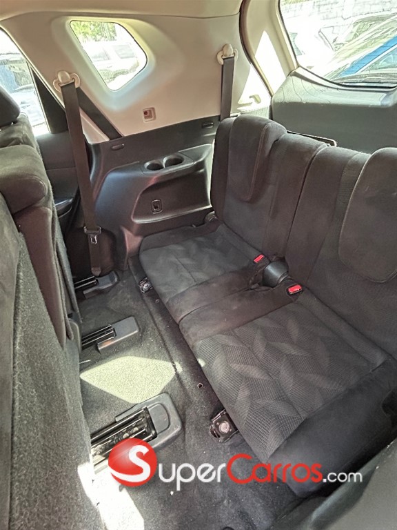 2015 Nissan Rogue — foto 9 / 9