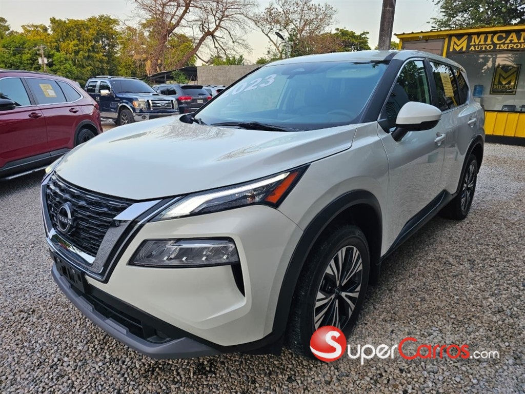 2023 Nissan Rogue SV — foto 4 / 8