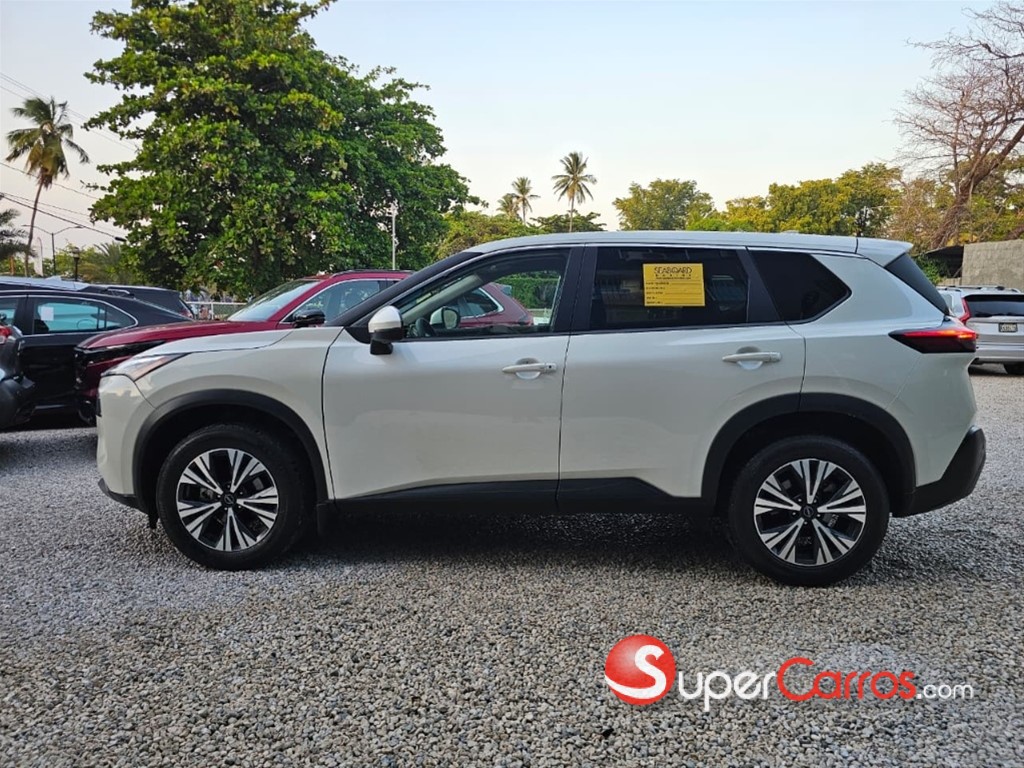 2023 Nissan Rogue SV — foto 6 / 8