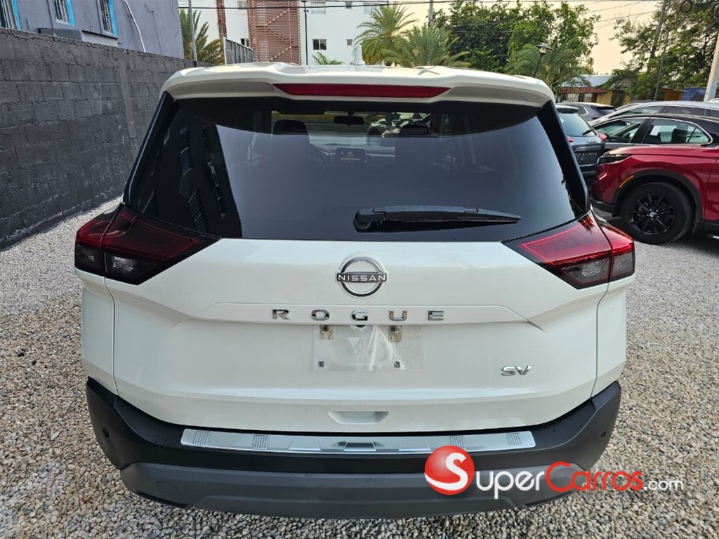 2023 Nissan Rogue SV — foto 8 / 8