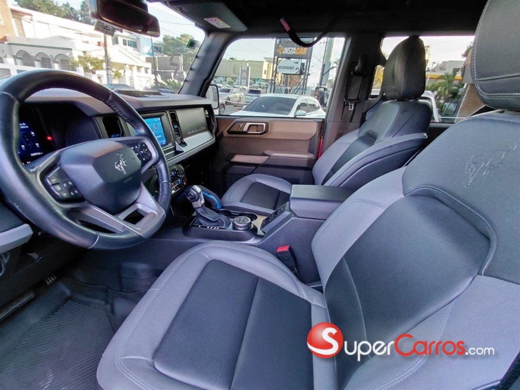 2022 Ford Bronco BLACK DIAMOND — foto 5 / 11