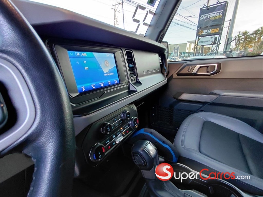 2022 Ford Bronco BLACK DIAMOND — foto 6 / 11