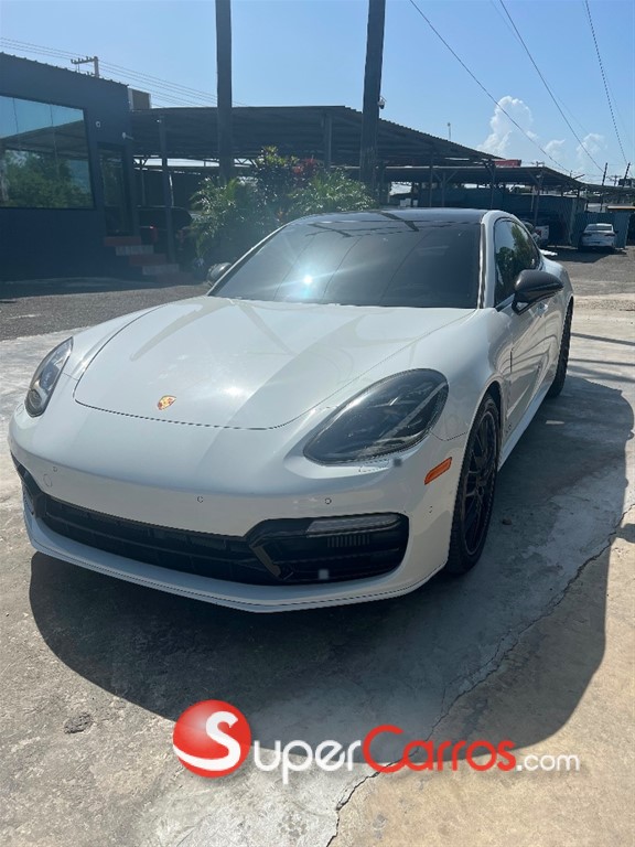 2020 Porsche Panamera GTS