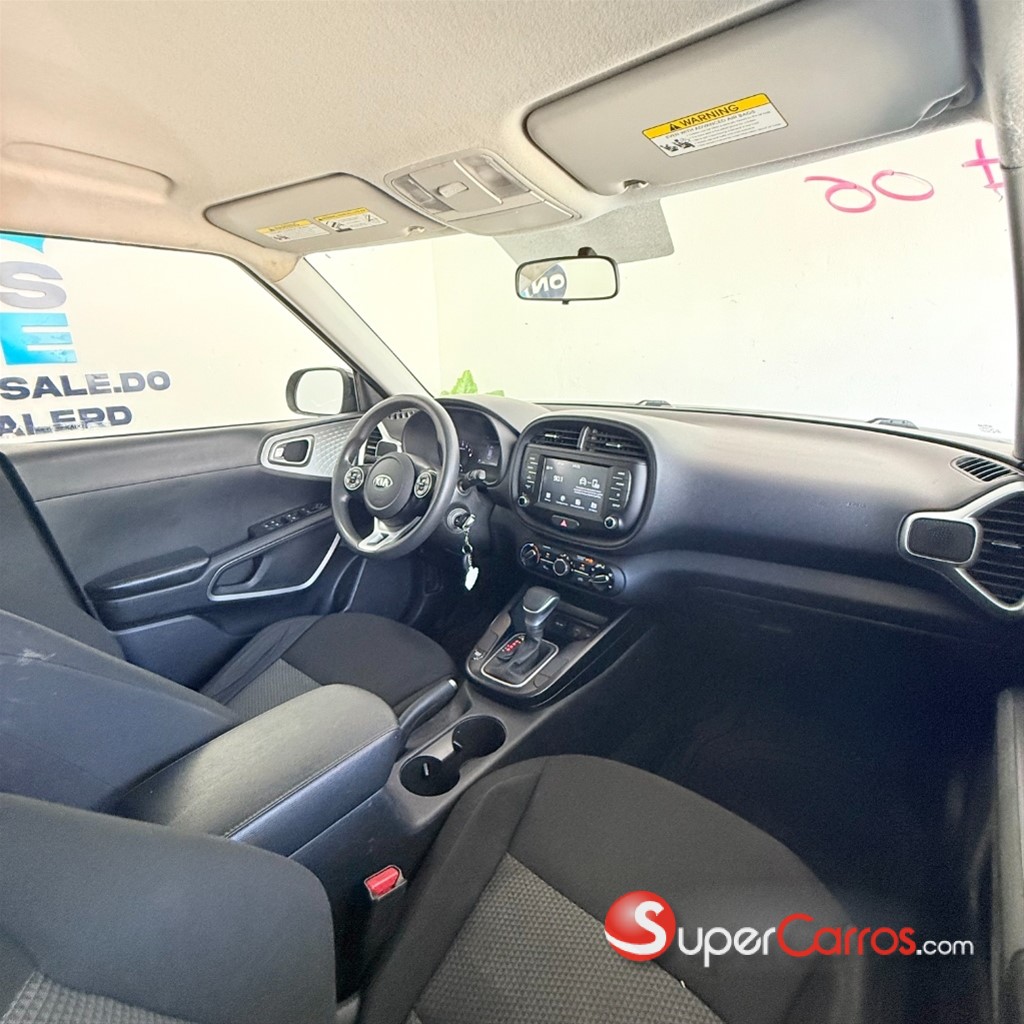 2020 Kia Soul LX — foto 7 / 12