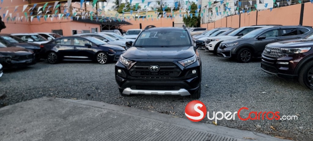 2021 Toyota RAV4 Adventure — foto 2 / 12