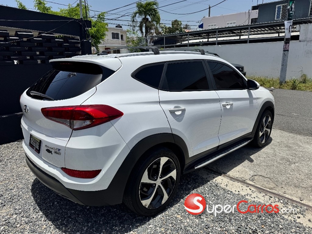 2016 Hyundai Tucson ECO 1.6 TURBO — foto 4 / 12
