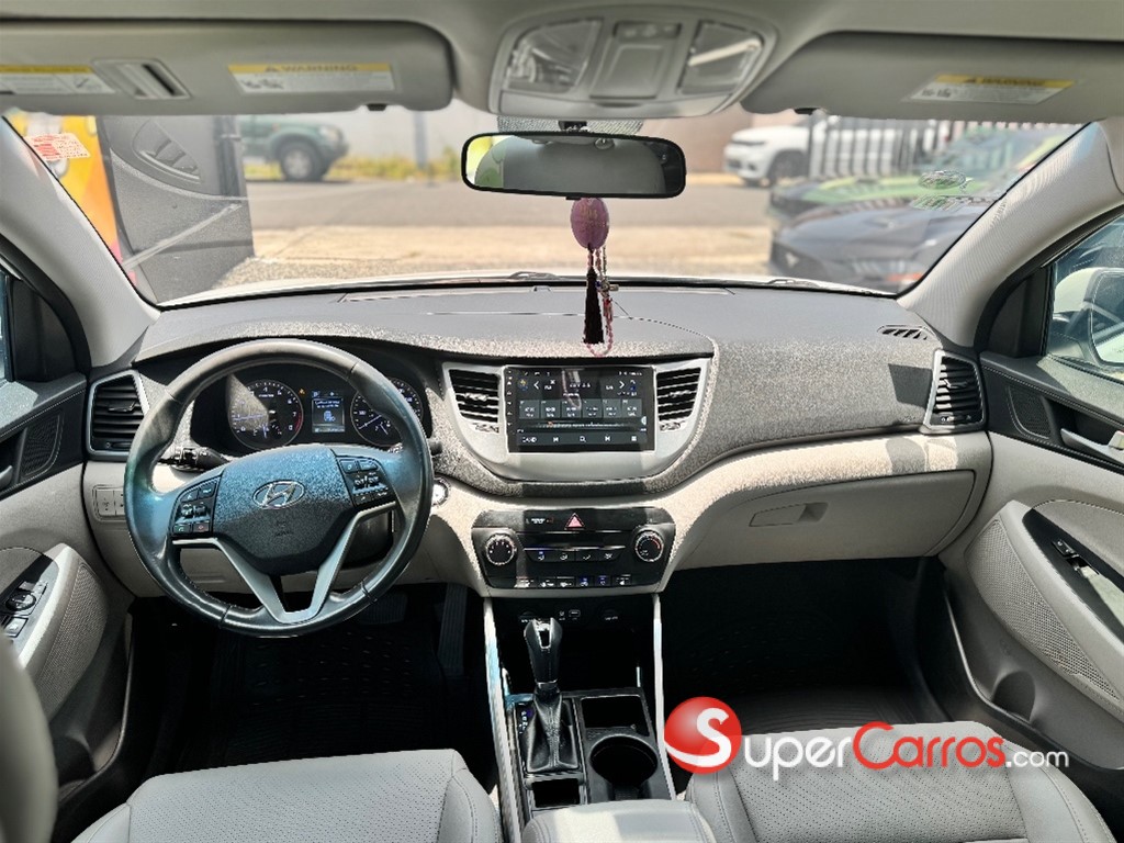 2016 Hyundai Tucson ECO 1.6 TURBO — foto 10 / 12