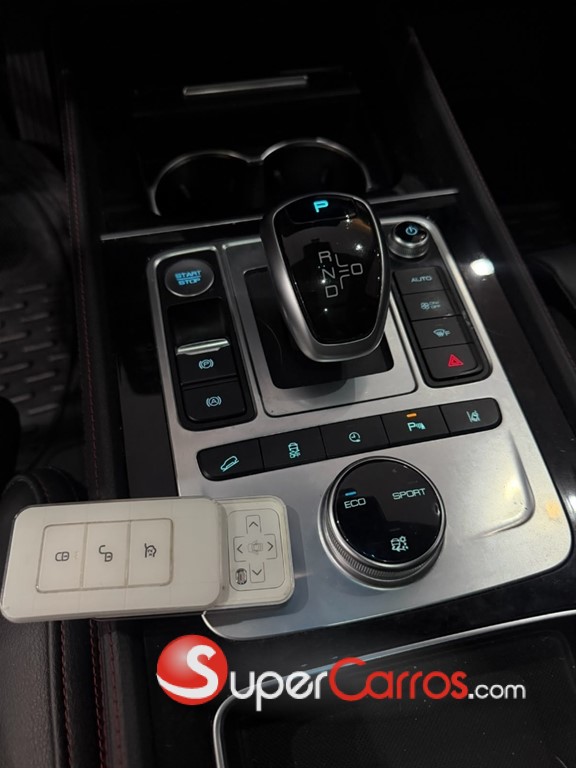 2022 BYD Tang — foto 7 / 12