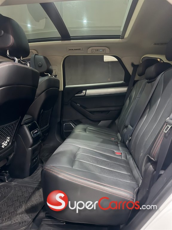 2022 BYD Tang — foto 9 / 12