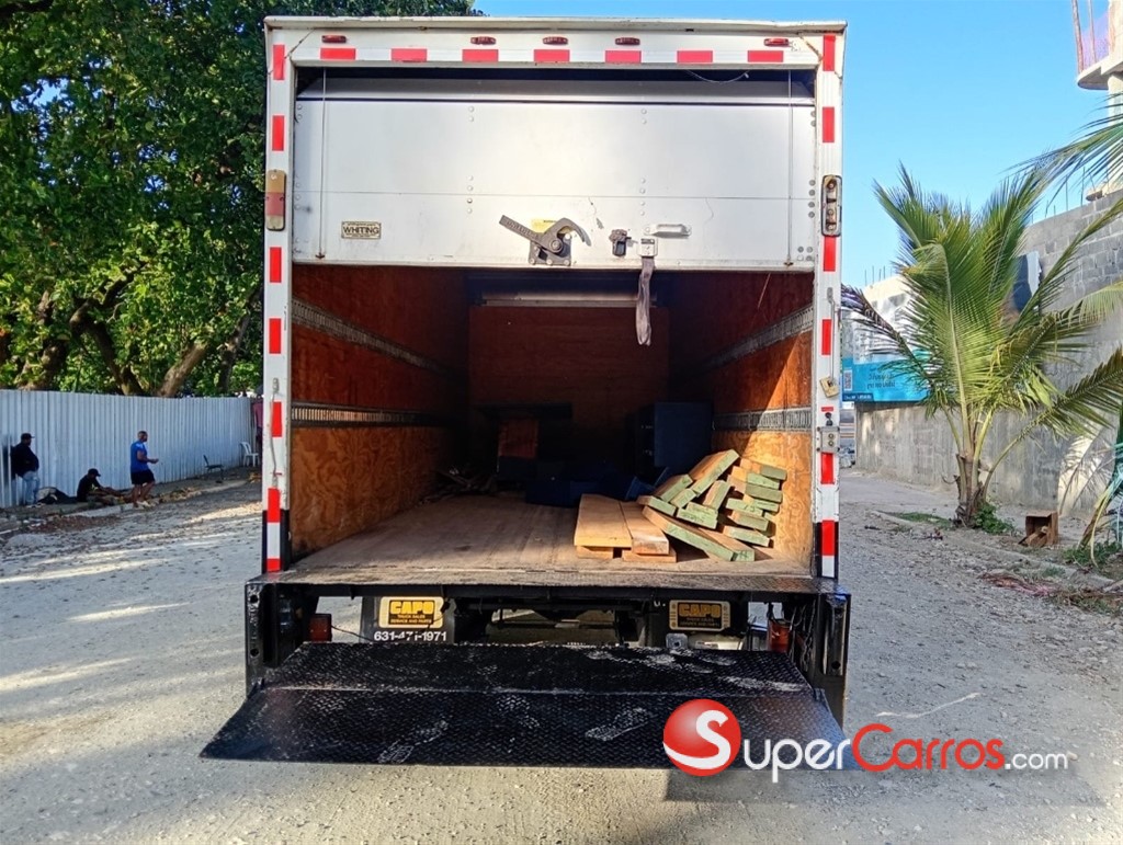 2018 Mitsubishi Motors Canter Fuso — foto 8 / 12