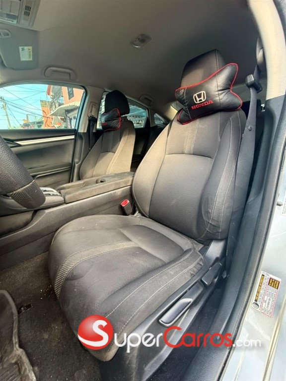 2018 Honda Civic LX — foto 5 / 12
