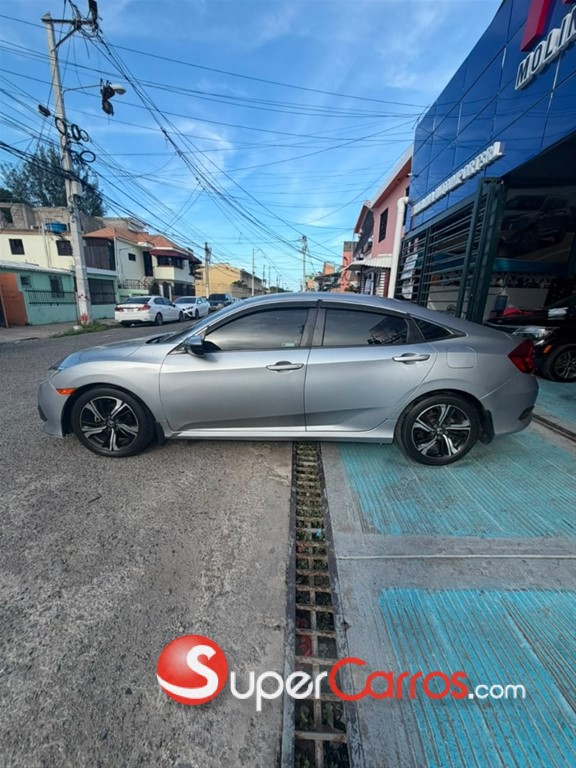 2018 Honda Civic LX — foto 7 / 12