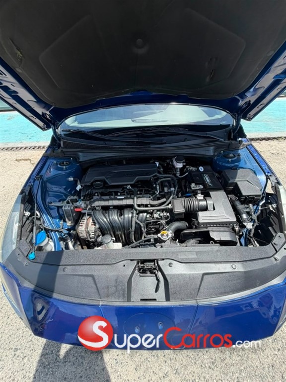 2021 Hyundai Elantra SEL — foto 2 / 12