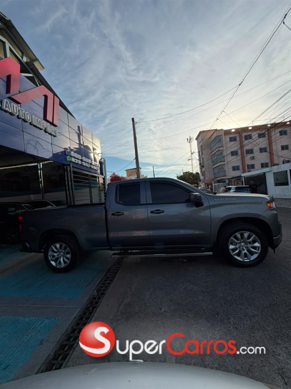 2021 Chevrolet Silverado — foto 7 / 12
