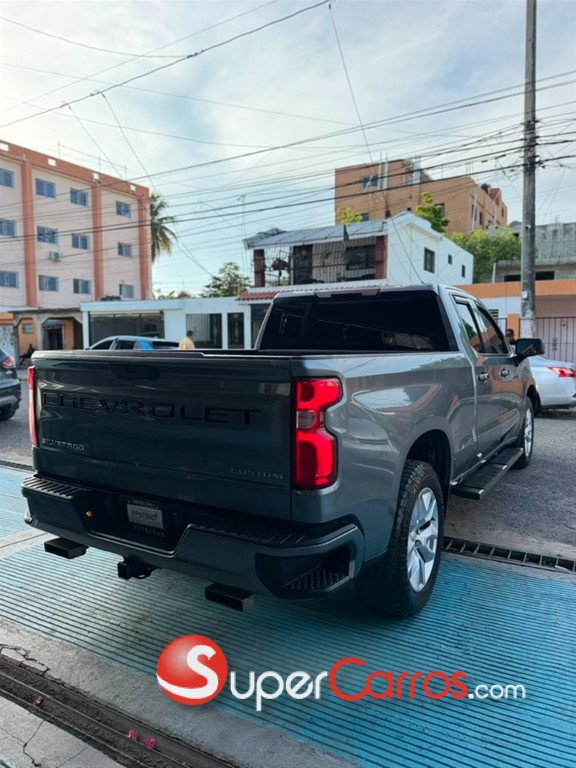 2021 Chevrolet Silverado — foto 10 / 12