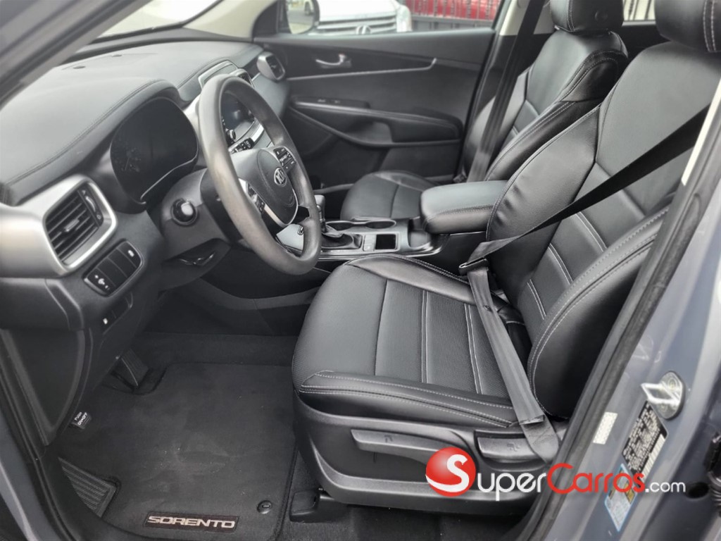 2020 Kia Sorento — foto 7 / 10