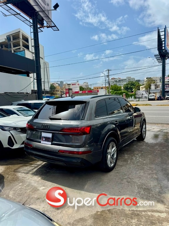 2020 Audi Q7 55 TFSI Premium Plus — foto 9 / 11