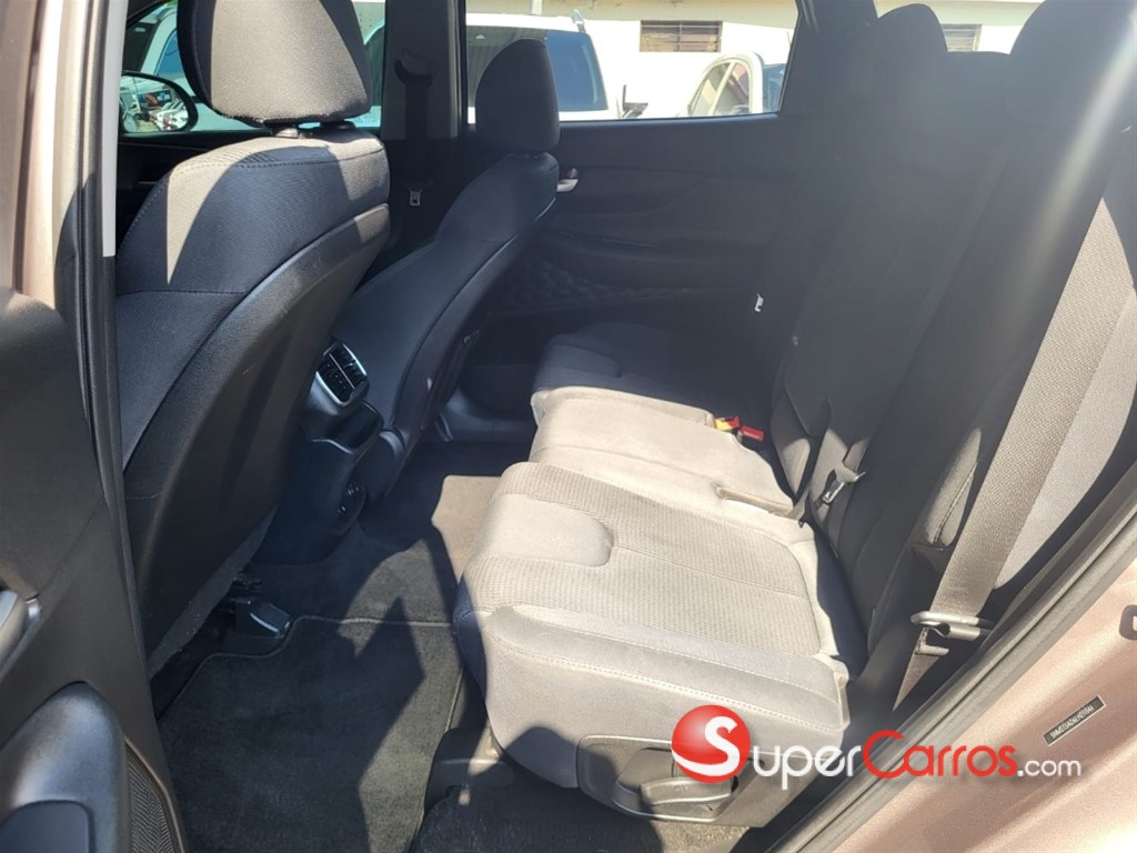 2020 Hyundai Santa Fe — foto 9 / 10