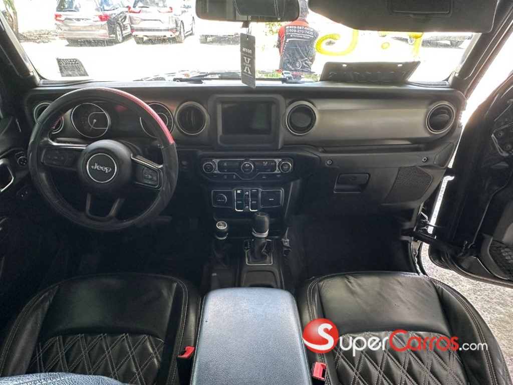 2020 Jeep Gladiator — foto 9 / 12
