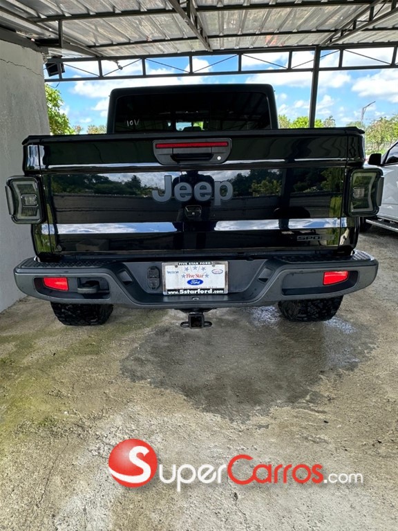 2020 Jeep Gladiator — foto 11 / 12