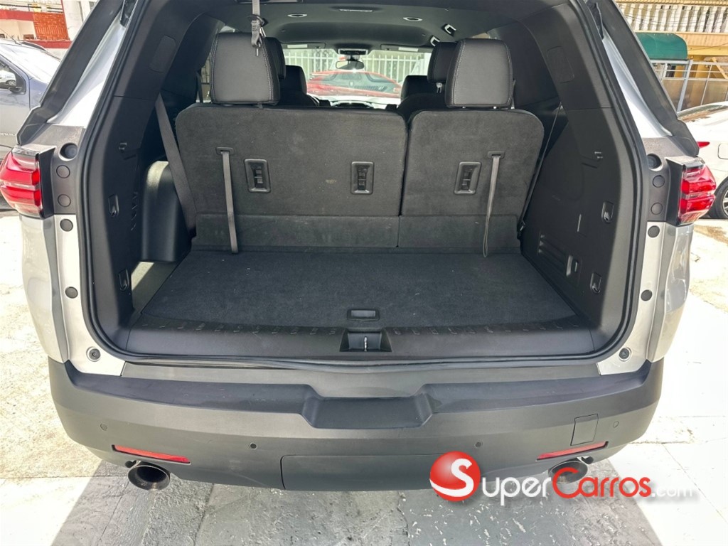 2022 Chevrolet Traverse LT — foto 3 / 12