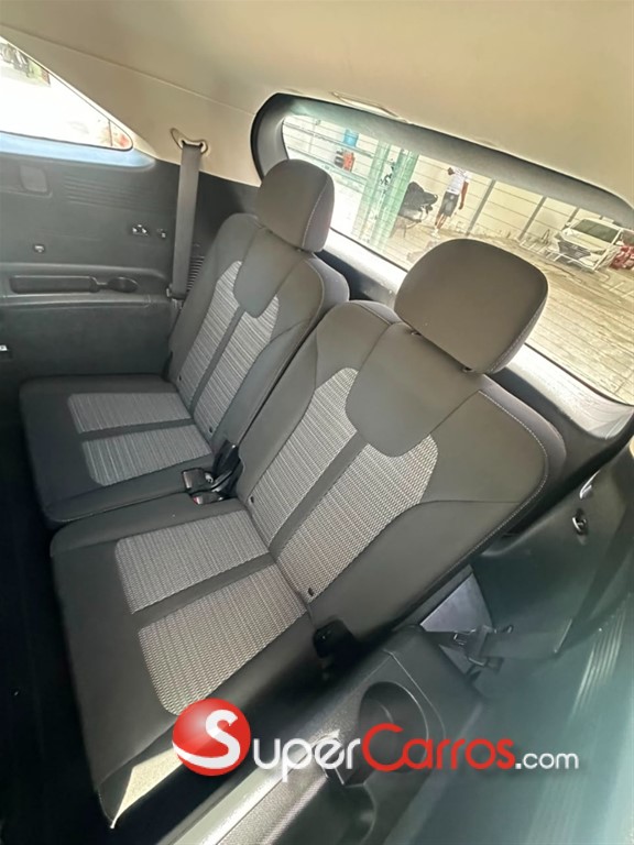 2021 Kia Sorento LX — foto 5 / 10