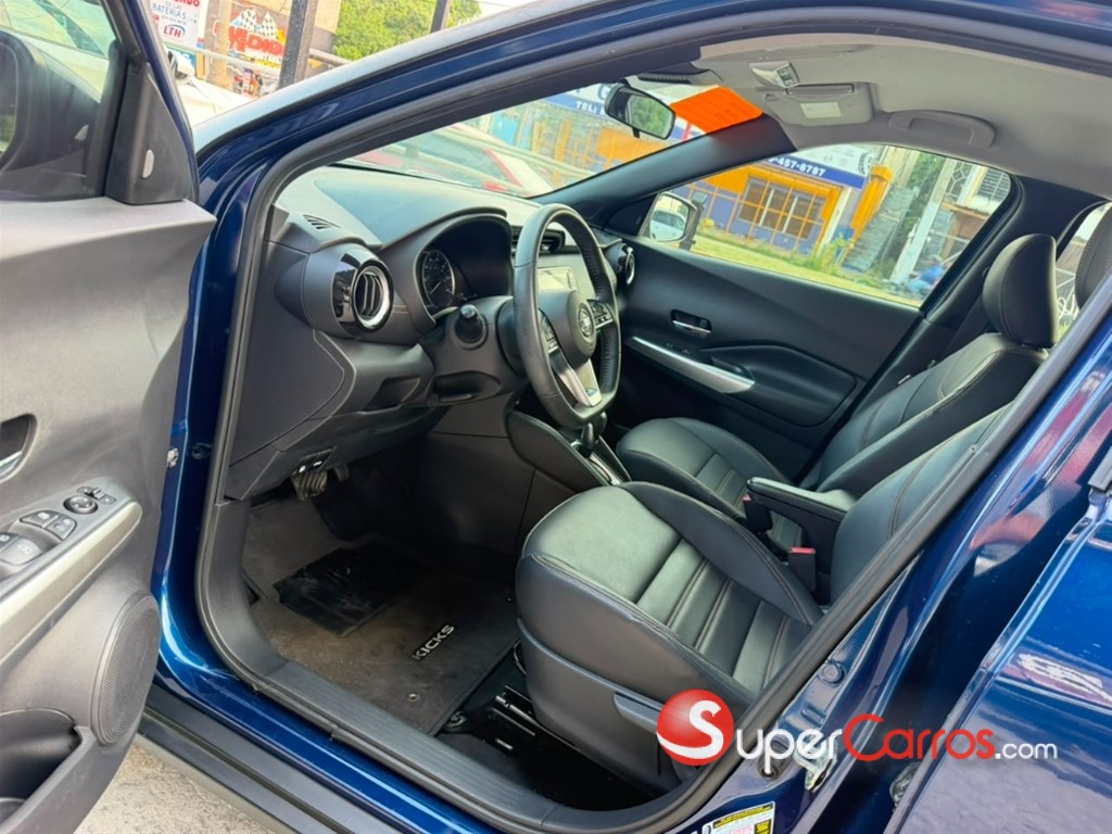 2020 Nissan Kicks SR — foto 7 / 11