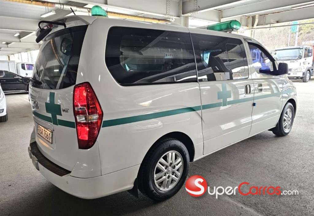 2017 Hyundai Grand Starex AMBULANCIA — foto 4 / 12