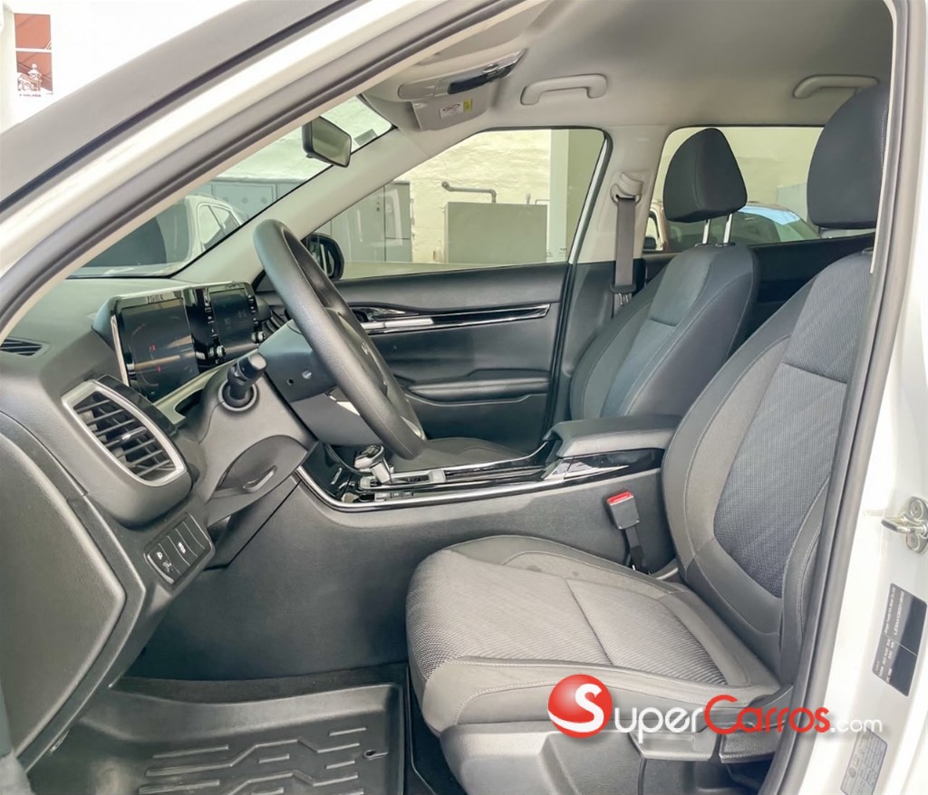 2025 Kia Seltos — foto 6 / 11