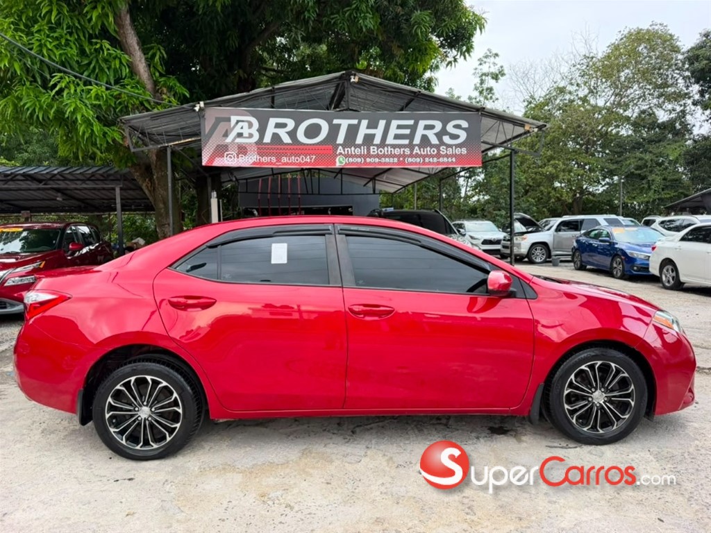 2016 Toyota Corolla LE Plus — foto 3 / 12