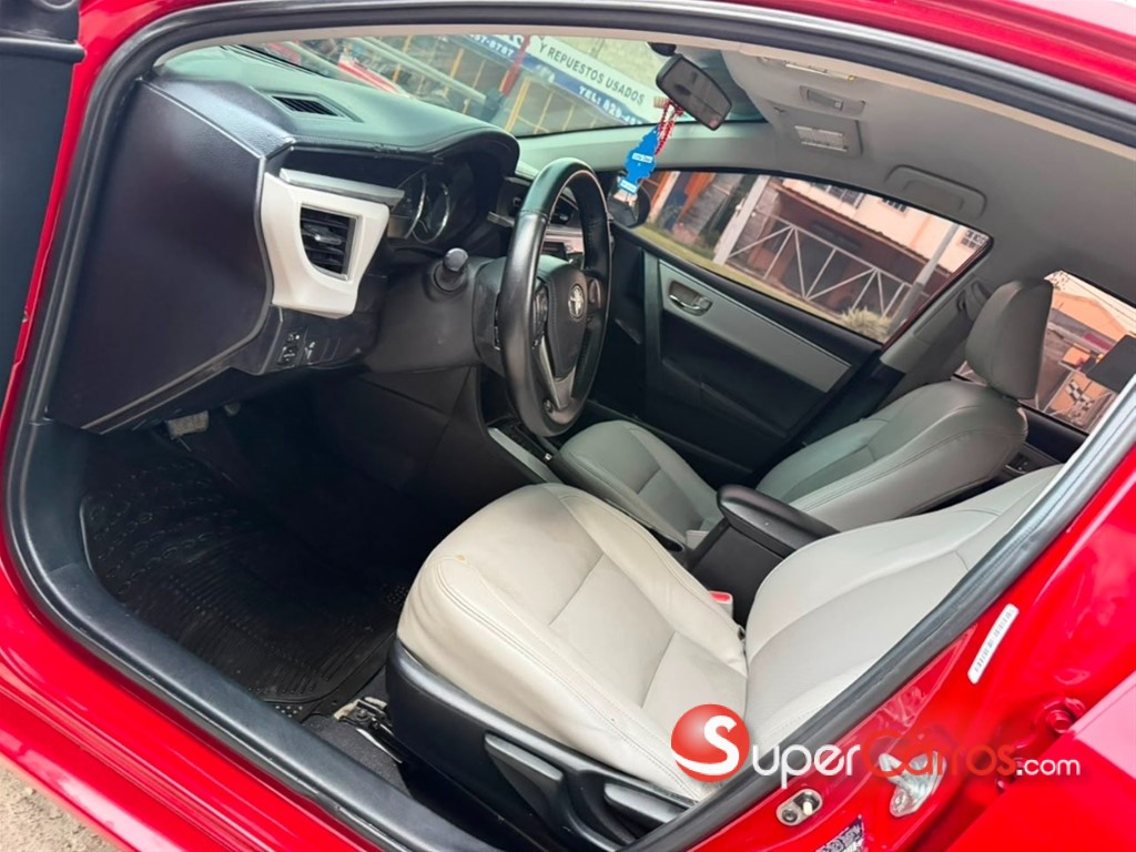 2016 Toyota Corolla LE Plus — foto 9 / 12