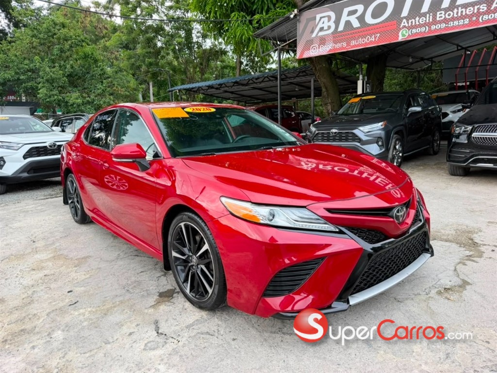 2020 Toyota Camry XSE
