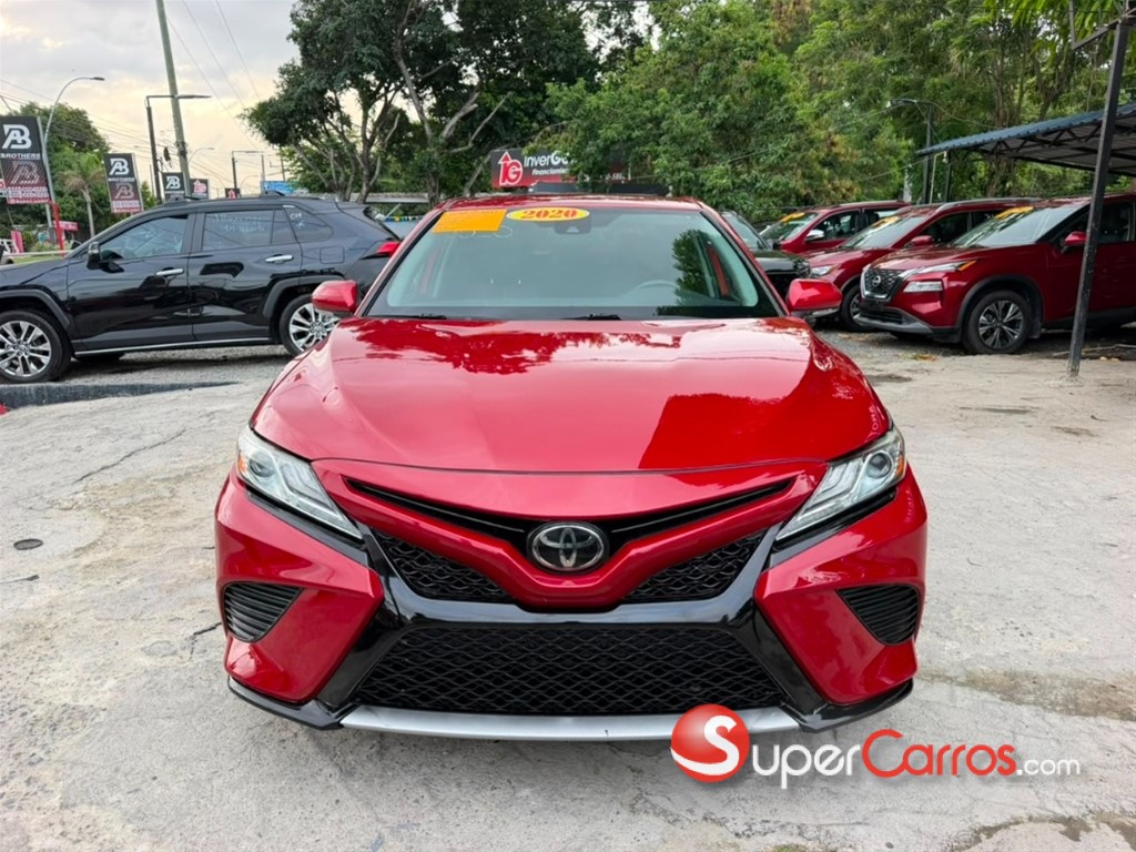 2020 Toyota Camry XSE — foto 2 / 12