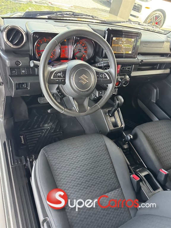 2025 Suzuki Jimny — foto 9 / 10