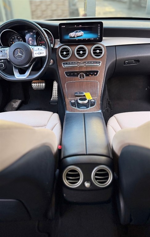 2019 Mercedes-Benz Clase C 300 — foto 6 / 12