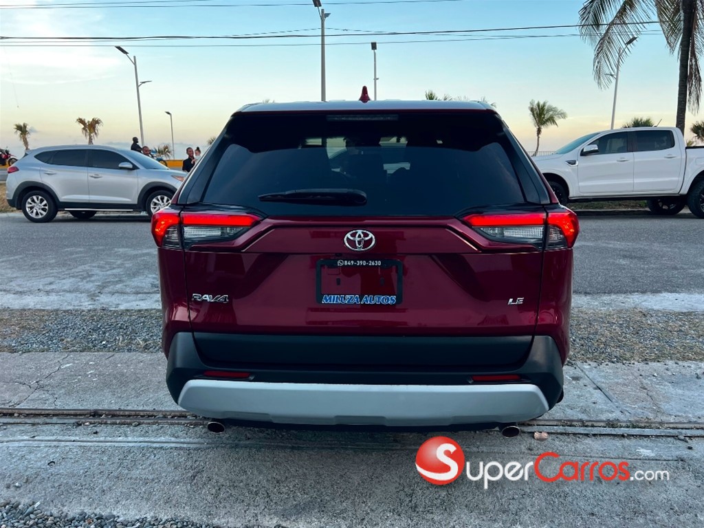 2023 Toyota RAV4 LE PLUS — foto 3 / 10