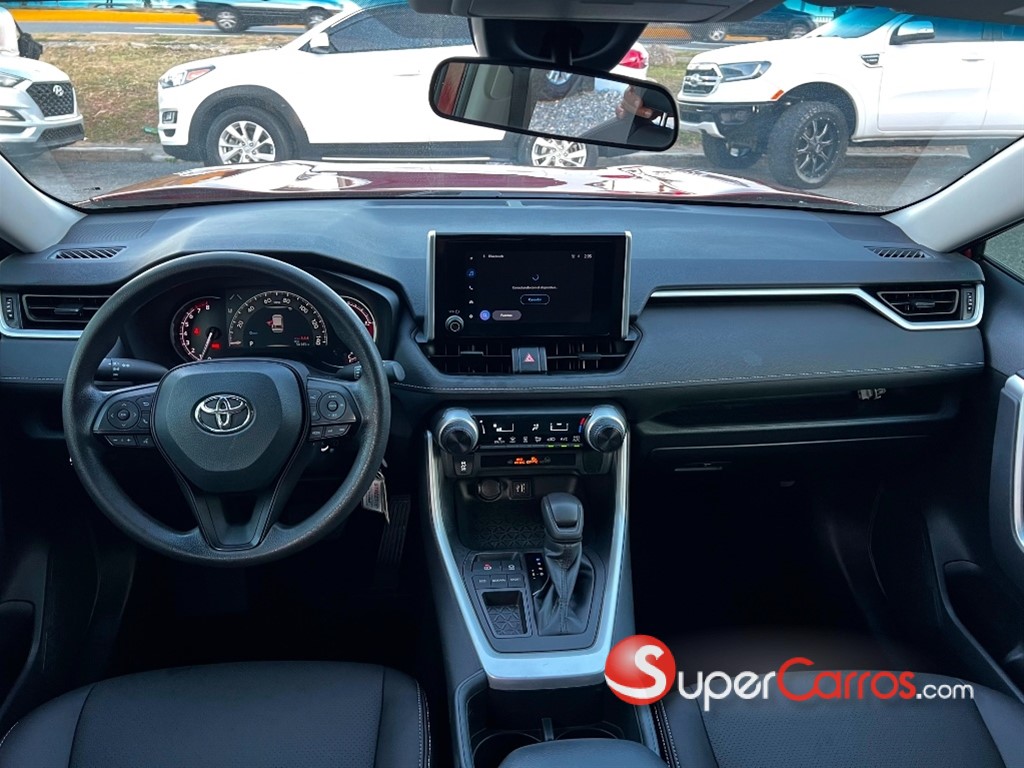 2023 Toyota RAV4 LE PLUS — foto 8 / 10