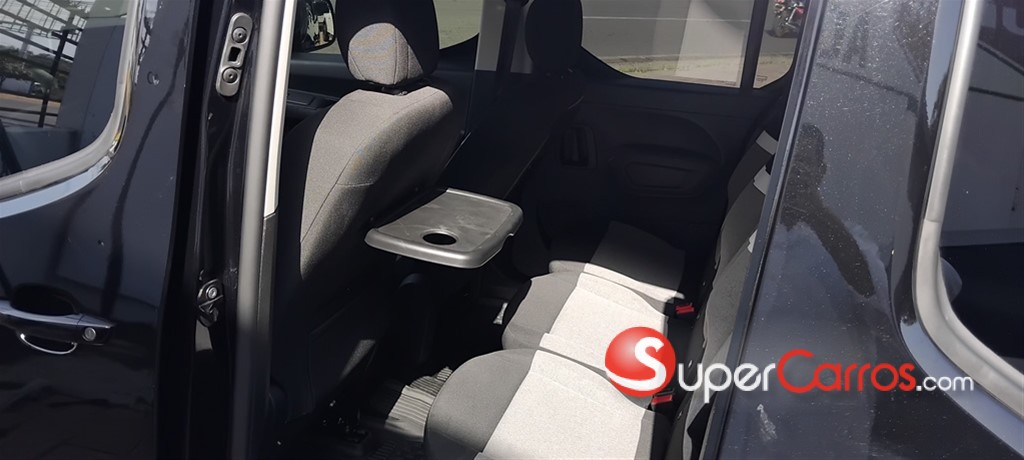 2023 Citroen Berlingo Pasajeros — foto 9 / 10