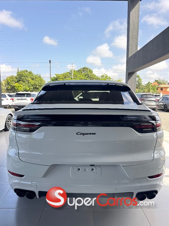 2021 Porsche Cayenne Coupe — foto 3 / 11