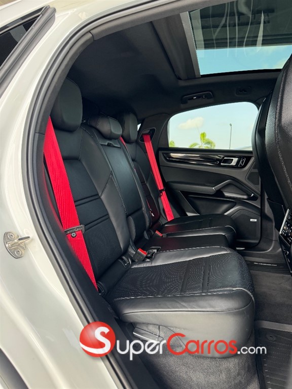 2021 Porsche Cayenne Coupe — foto 6 / 11